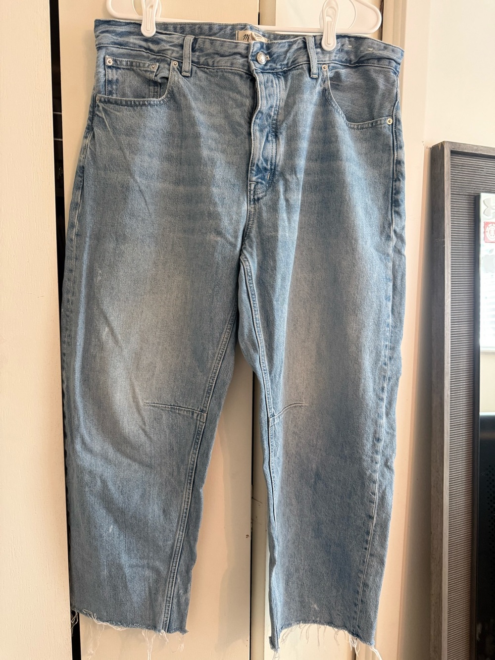 Madewell Darted Barrel-leg jeans